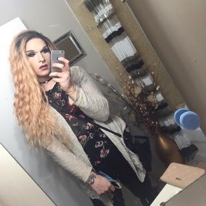 Meet your Posher, Hey